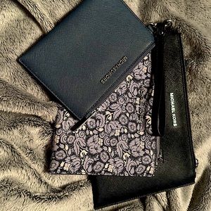 3 bag wristlet